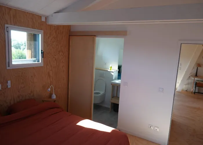 2 Maisons Bois , Les Conches בית נופש