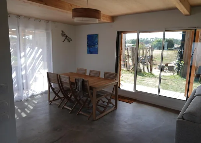 2 Maisons Bois , Les Conches בית נופש *