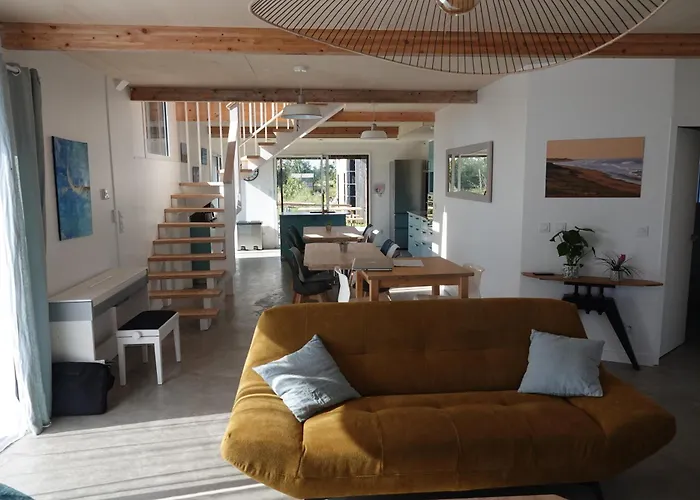 2 Maisons Bois , Les Conches בית נופש *