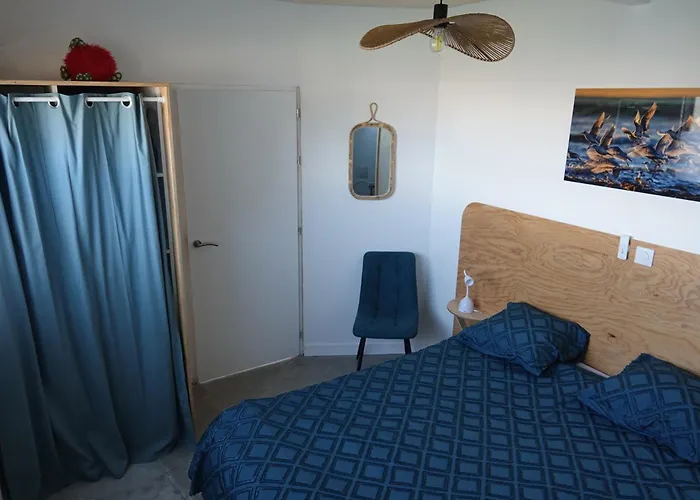 2 Maisons Bois , Les Conches בית נופש *