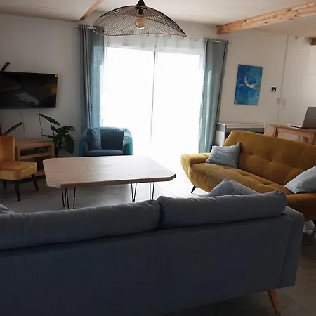 2 Maisons Bois , Les Conches Ferienhaus *