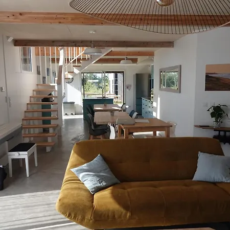 2 Maisons Bois , Les Conches Ferienhaus *