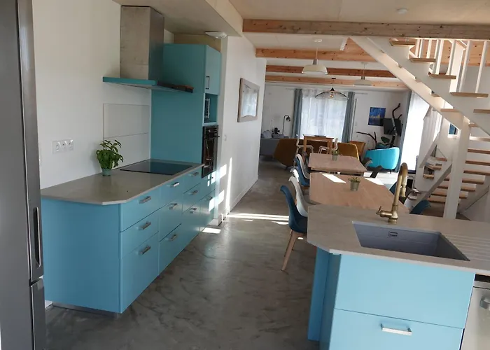 2 Maisons Bois , Les Conches Hébergement de vacances *